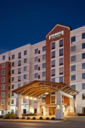 Отель Staybridge Suites Indianapolis Downtown-Convention Center, an IHG Hotel  Индианаполис